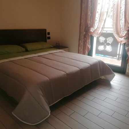 Alloggio Da Virginia Bed and Breakfast Taglio di Po Εξωτερικό φωτογραφία