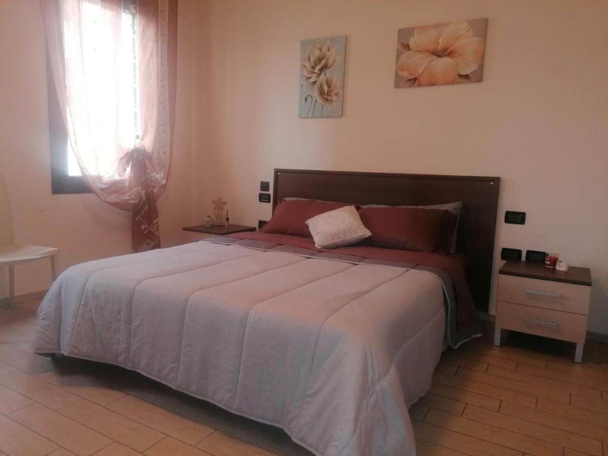 Alloggio Da Virginia Bed and Breakfast Taglio di Po Εξωτερικό φωτογραφία